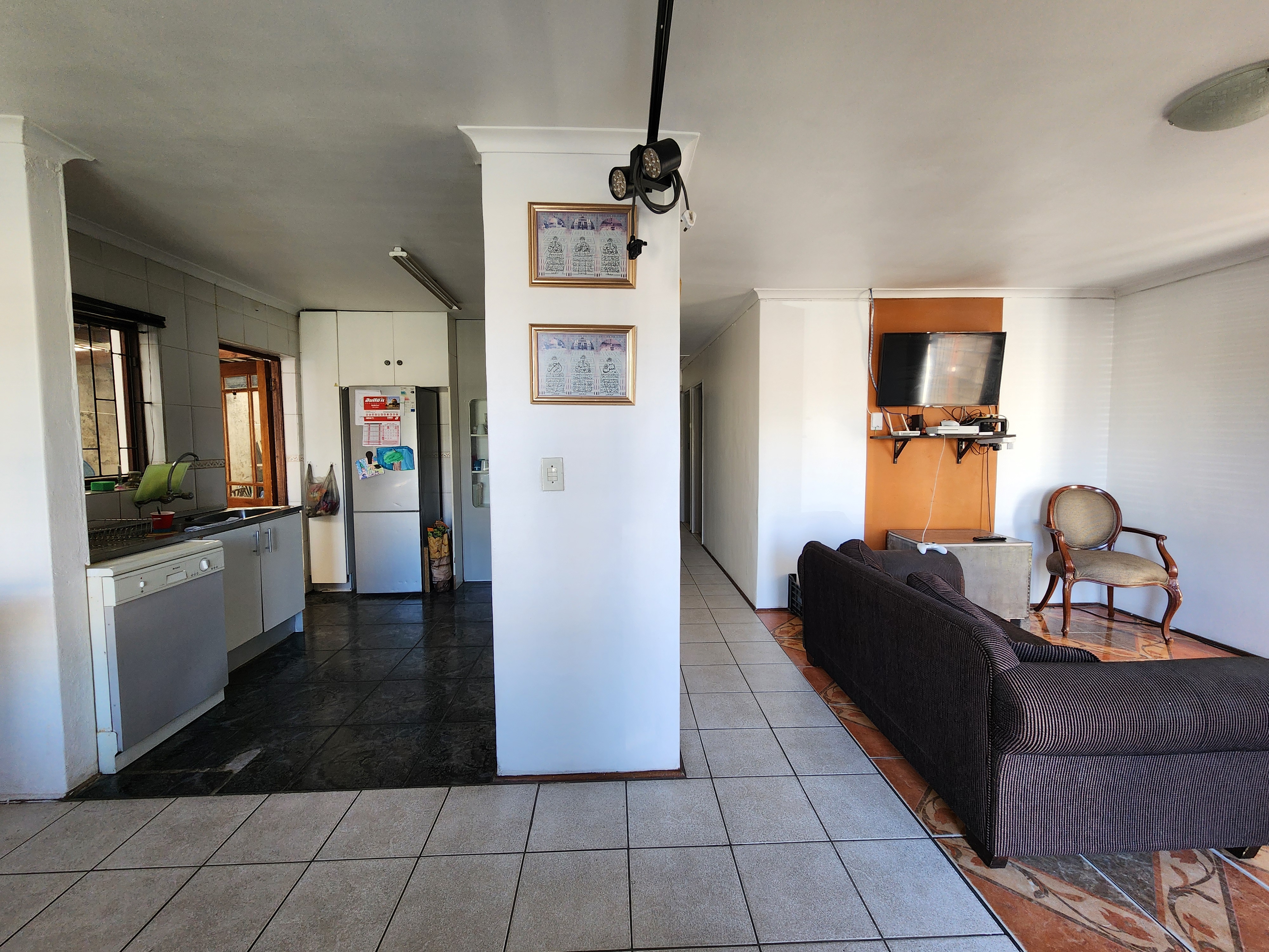 6 Bedroom Property for Sale in Forest Glade Western Cape